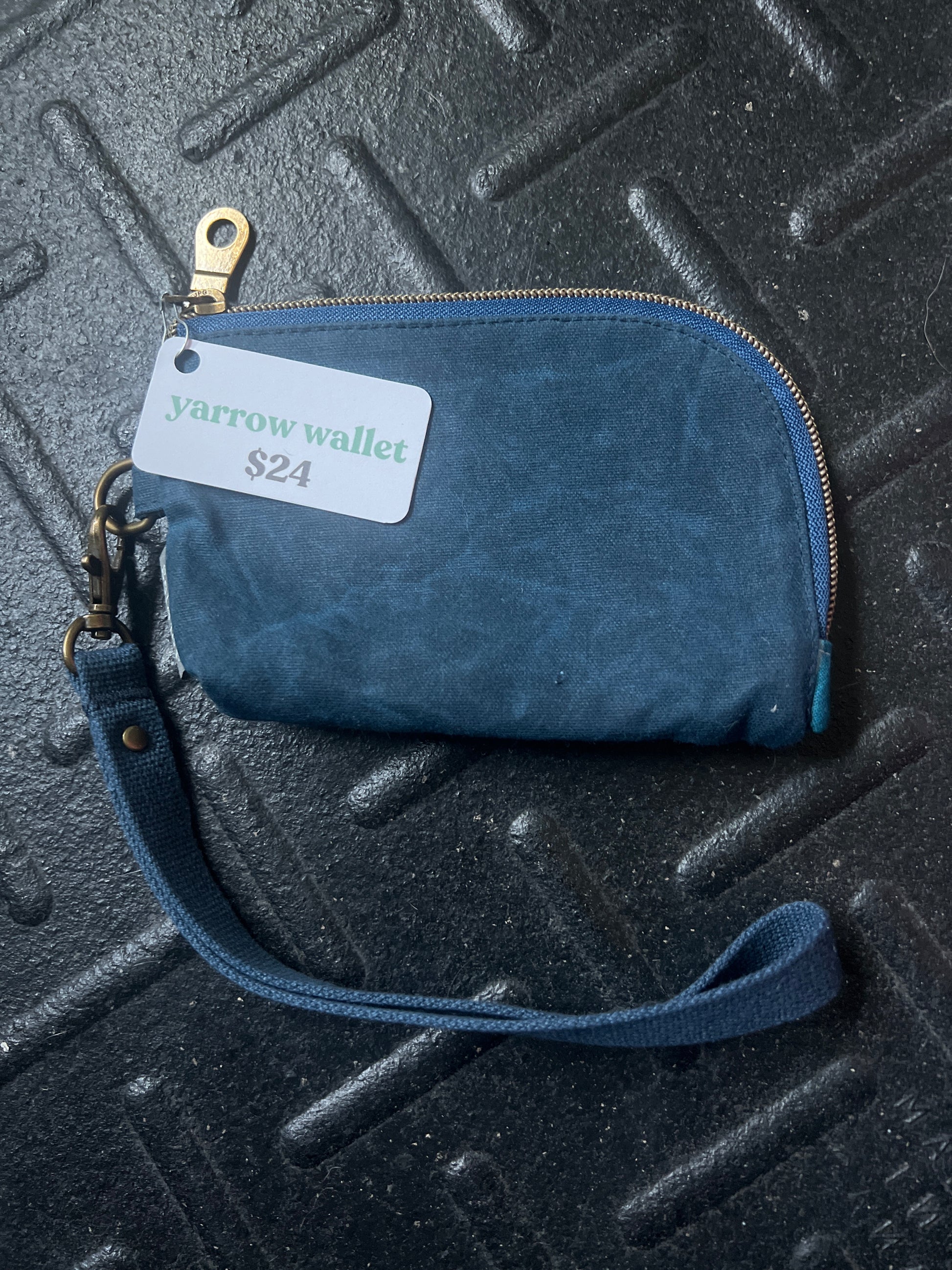 Yarrow Wallet (Small)