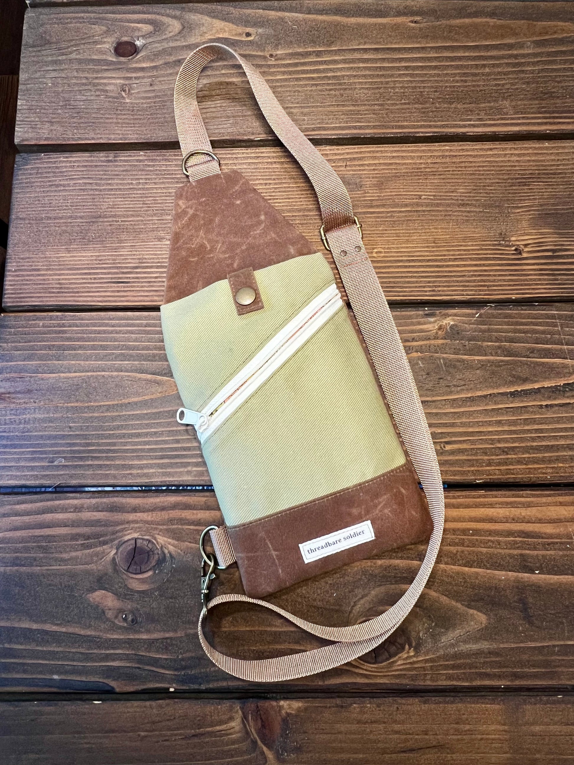 Mini Traveler Sling