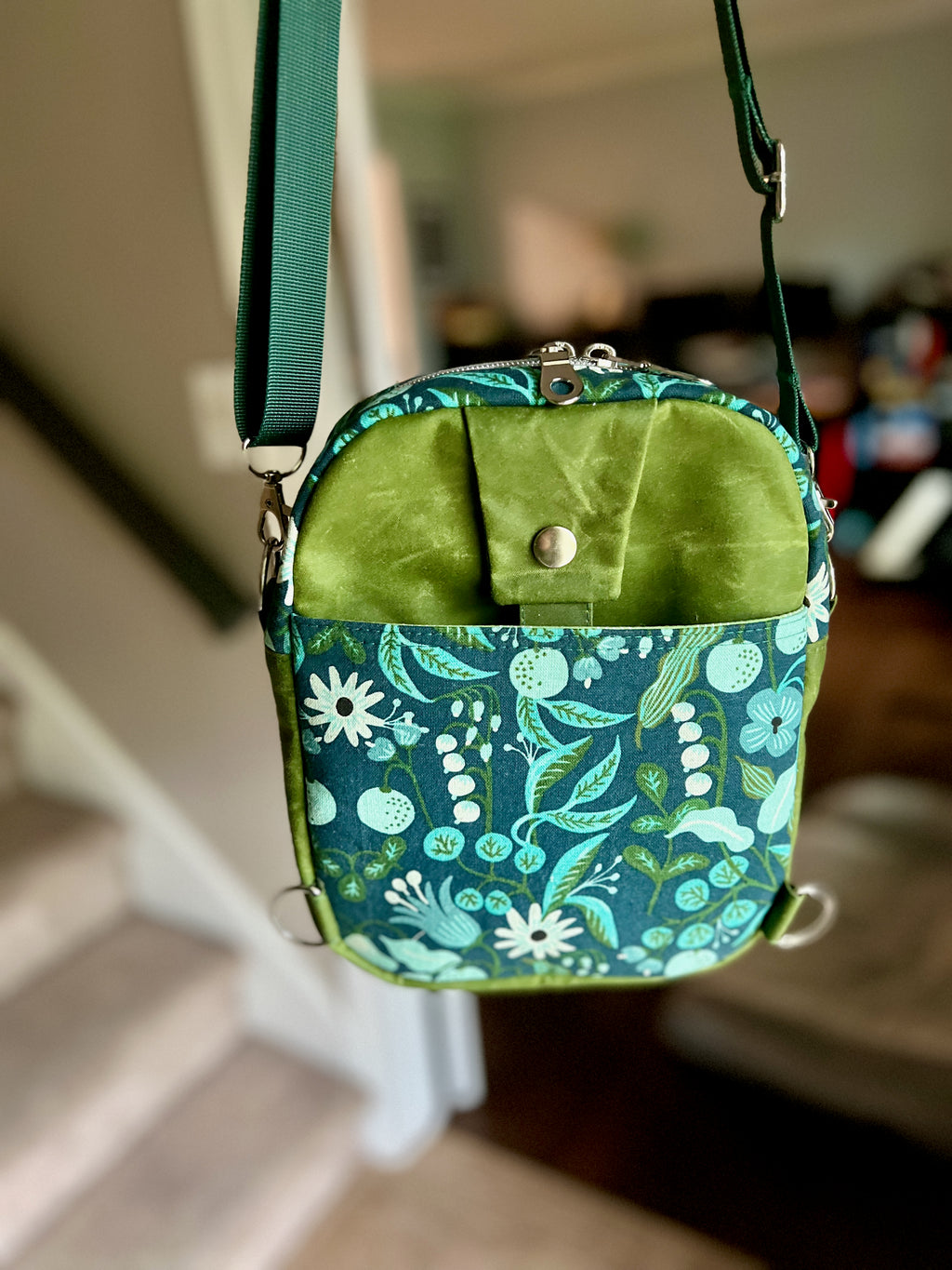 Pebble Convertible Sling Bag
