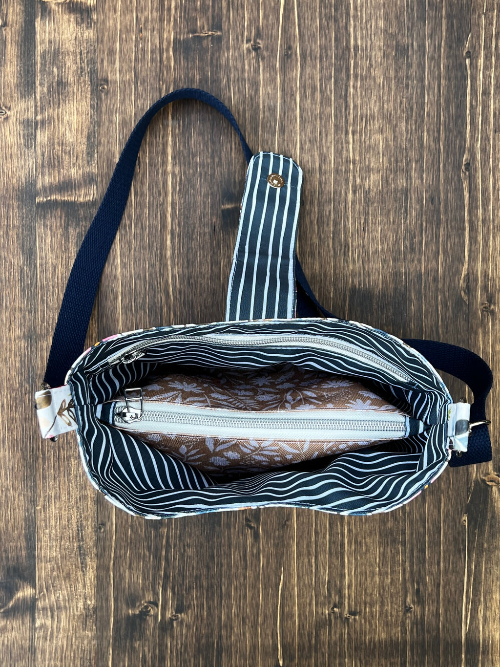 Magic Middle Bucket Bag
